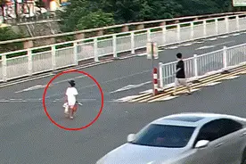 女司机在高架桥上突然停车？！交警：不罚图片