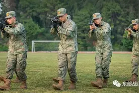 策划｜最不舍的，就是这身最帅气的军装照图片