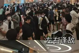 必胜客“疯狂星期一”：IP联动成餐饮流量密码？图片