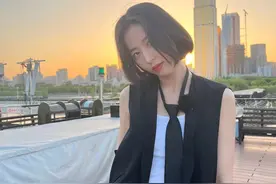 太火了！最近频频被它刷屏，现在买可以一直穿到冬天图片