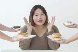 给女友打钱不让减肥，恋胖癖的世界你不懂？图片