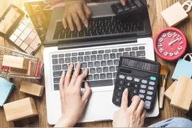 港媒：抢购让新加坡普通家庭更沮丧图片