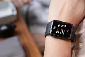 被高血压支配的中老年人，需要华为WATCH D这个腕上健康伴侣图片