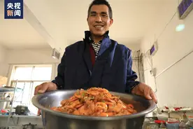 “妮儿~你咋啦？”图片