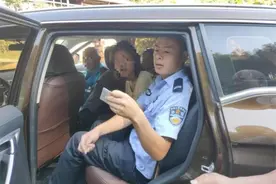 常德一少女与父母赌气离家出走，民警和村民搜山整夜寻回图片