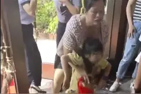 小女孩腿部被咬伤多处，民警：狗已被捉住图片