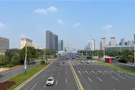 济南经十路“城”长记：国内最长城市主干路之一，80多年承载三代人记忆图片