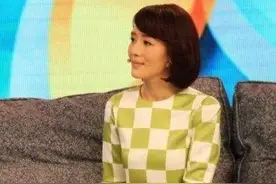 主持人王芳和王为念为泸定地震灾区捐款图片