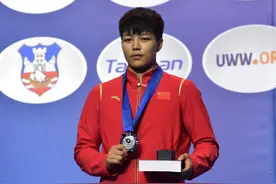 摔跤世锦赛综述 | 中国队1银3铜收官 高水平实战收获宝贵经验图片