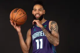 黄蜂公布新赛季主题版球衣 马丁上身展示图片