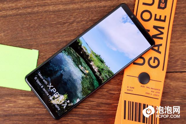 精致小机身轻巧好手感 微单手机索尼Xperia 5 IV评测