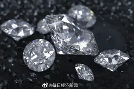 一克拉裸钻只要8200元，和天然钻石有啥区别？图片