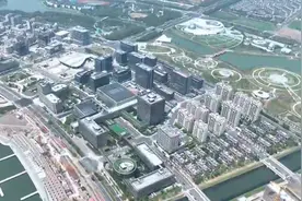 紧邻上海天文馆 临港滴水湖畔崛起新地标图片