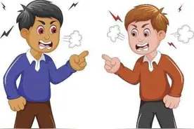 家里总有异味，原是楼上邻居将卧室改成了卫生间……图片