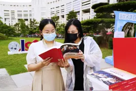 泉州信息工程学院：一份特殊的开学礼物图片