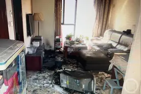 老两口看电视时被移动电源炸成重伤，家人索赔发现竟是“贴牌货”图片