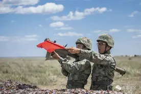 空天猎手，出击图片
