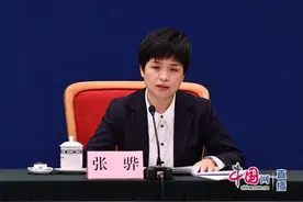 发改委：野生大熊猫数量增至1864只，成功地从“濒危生物”降为了“易危生物”图片