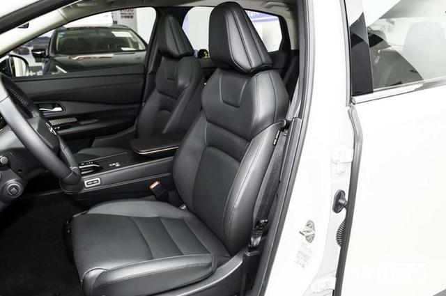 日产全新SUV五天后上市！比奇骏、逍客都漂亮，内饰超惊艳