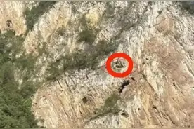 四川一绝壁惊现“山顶洞人”，神秘人员是谁？图片