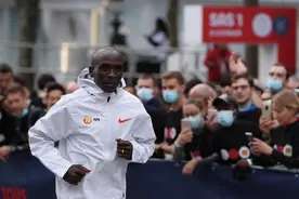 基普乔格或许不是最有天赋的马拉松选手，但一定是有史以来最完美的跑者图片