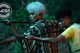 《黑豹2》曝光剧照 瓦坎达公主苏里练习作战技巧图片