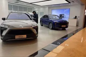 新能源汽车购置税免征政策再延期一年，12万多元的新车可以免缴1万多元的税图片