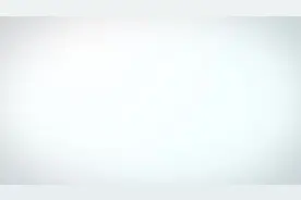 三人搬保险柜打车，的哥：咦？怎么还挂着膨胀螺丝图片