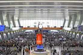 增开列车28对，杭州西站第一次加入国庆长假，坐火车出行，48小时核酸检测别忘图片