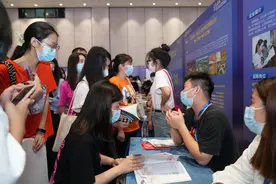 芯片人才就业冰火两重天：缺口大，但应届生想入坑更难了｜硅基世界图片