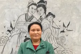 她的画笔，是根烧火棍图片
