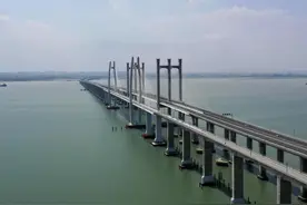 福厦高铁：历时8年建起中国首条跨海高铁 时速350公里成就海上“奇迹”｜大国工程我来建图片
