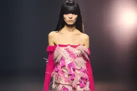 做时代的漫游者，去往未来度假｜上海时装周图片