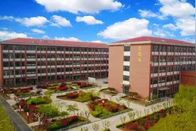 山东高密：高密市立新中学发布40周年校庆公告图片