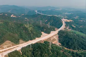 关键节点打通，广连高速预计年底全线通车图片