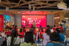 文脉诵读！杭州红领巾志愿服务队为祖国庆生图片