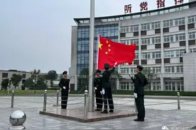 首个军营国庆节，新兵这样过！图片