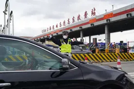 为了市民一句“很快的”，G40高东收费口做了哪些改变？图片