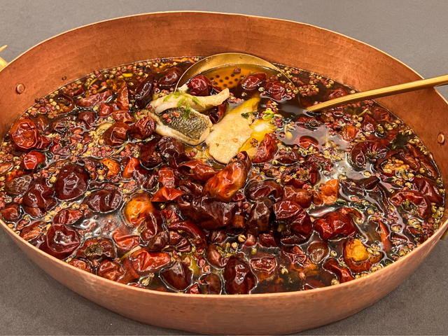 吃花胶可以吃拌豆腐一起吃 2026年花胶可以和豆类一起煮吗