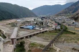 设计者揭秘：新成昆铁路小相岭隧道如何从半世纪前搁置的图纸变成现实丨大国工程我来建图片