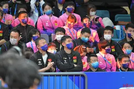 专访丨邱贻可：孙颖莎懂得感恩，我们引导队员展现自己的善良美好图片