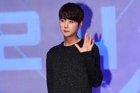 韩媒：韩星申彗星酒驾被捕，醉到不知自己错开他人车辆图片