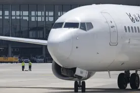 “飞机拜拜员”走红网络，其实“拜拜”里还有这些知识图片