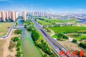 县级市昆山跻身大城市行列图片