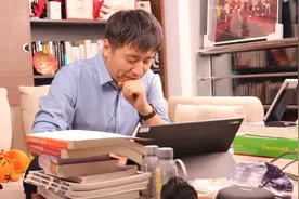 对话网红老师张雪峰：骂我就有流量，但我希望被认为是好人图片