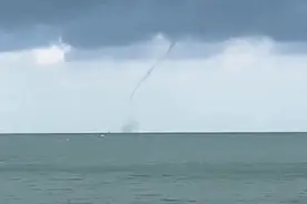 震撼！“龙吸水”奇观再现图片