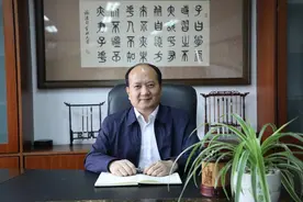 校长来了丨成都龙泉中学校长马景云：面对新高考，学校更应苦练教学内功图片