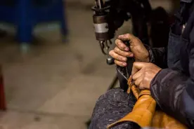 齐鲁青未了｜修鞋记图片