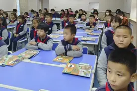 宇航小学举办“智慧课堂”课例研讨暨“晨曦计划”启动会图片