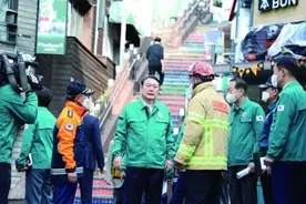 韩国重大踩踏悲剧震惊世界！韩媒：惨祸发生前一天就有征兆图片